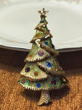 VTG Mylu Rare Christmas Tree Brooch Goldtone Multicolor Rhinestones MCM Mod